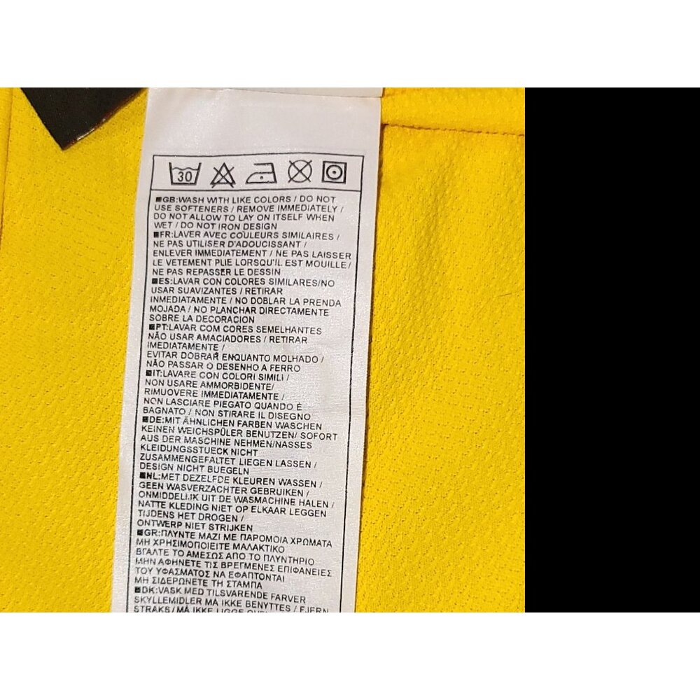 Ronaldinho Brazil 2006 World Cup Home Soccer Jersey Shirt XL SKU# 103889 - Picture 7 of 9